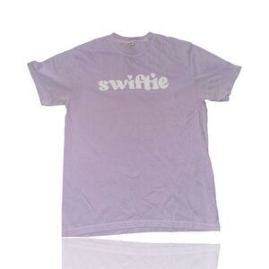 Taylor Swift Women's Graphic Tee Purple Short Sleeve Size M “Swiftie” Fan shirt